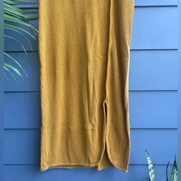 Back Beat Co Mustard Yellow Ribbed Sleeveless Maxi Dress~ Size Small - Picture 2 of 5